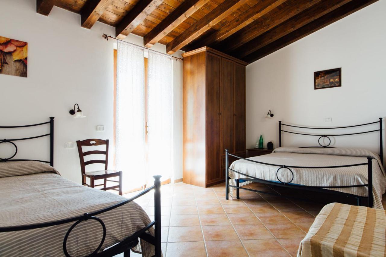 Agriturismo La Sorgente ฟอนเตบลันดา ภายนอก รูปภาพ