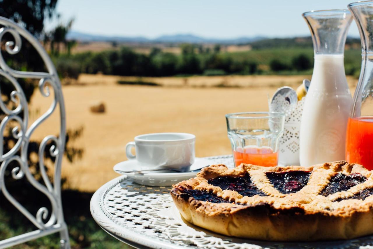 Agriturismo La Sorgente ฟอนเตบลันดา ภายนอก รูปภาพ